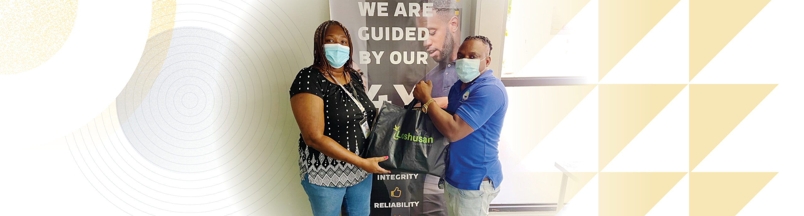 itel Brightens the Holidays Through Donation Drives in Jamaica